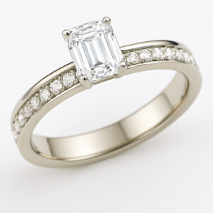 טבעת אירוסין אמרלד 1 קראט 14K